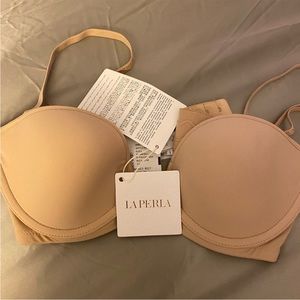 LA PERLA
Second Skin U-plunge bra. Retail for $225. Tags removed but included